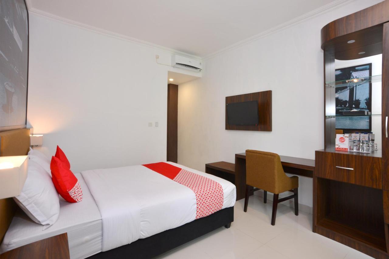 The Edwin Syariah Hotel Ngabean Exterior photo